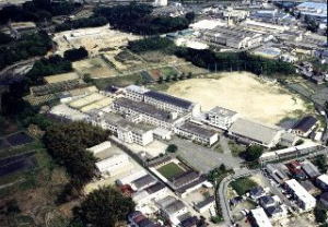 上野商業高校写真