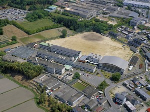 上野商業高校写真